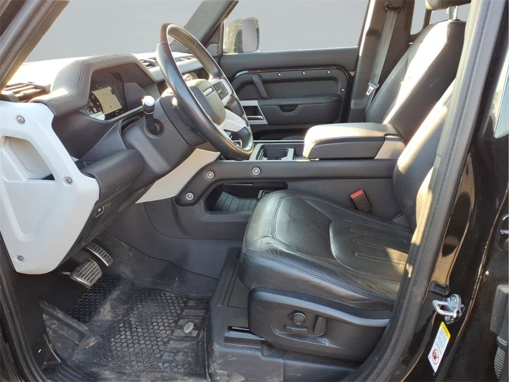 2020 Land Rover Defender 110 SE