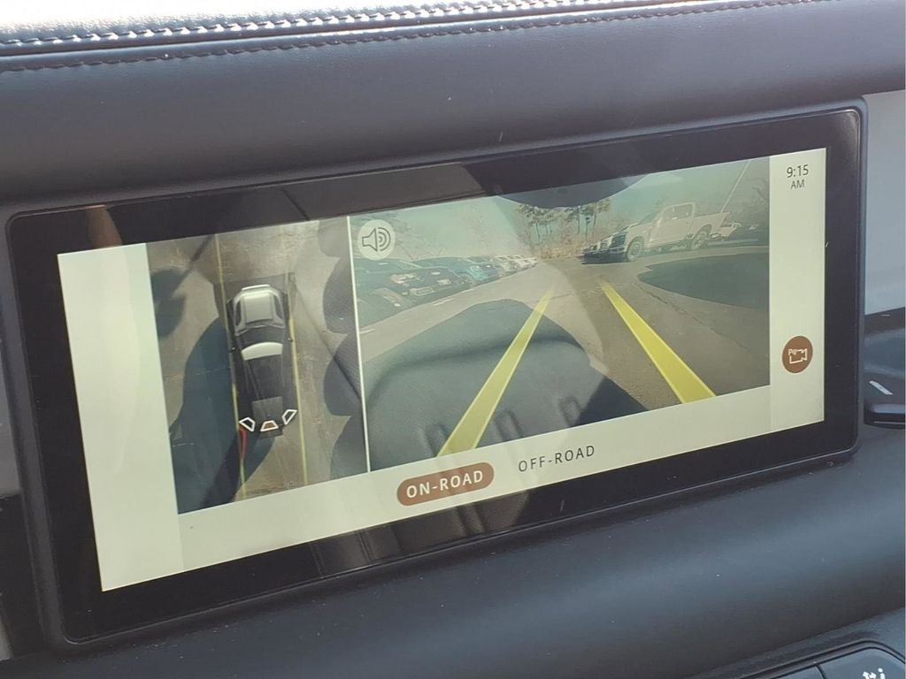 2020 Land Rover Defender 110 SE