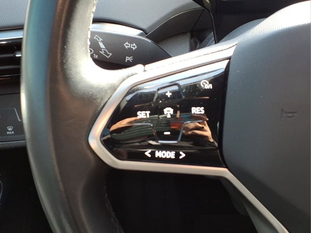 2021 Volkswagen ID.4 Pro