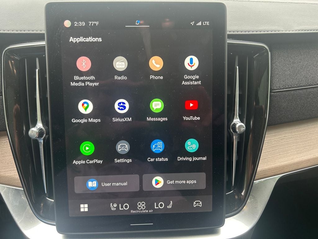 2025 Volvo XC90 B5 Plus 2025.5