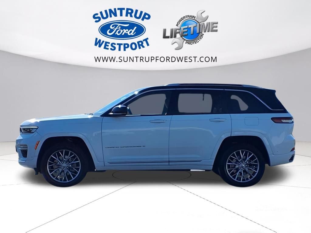 2022 Jeep Grand Cherokee Summit