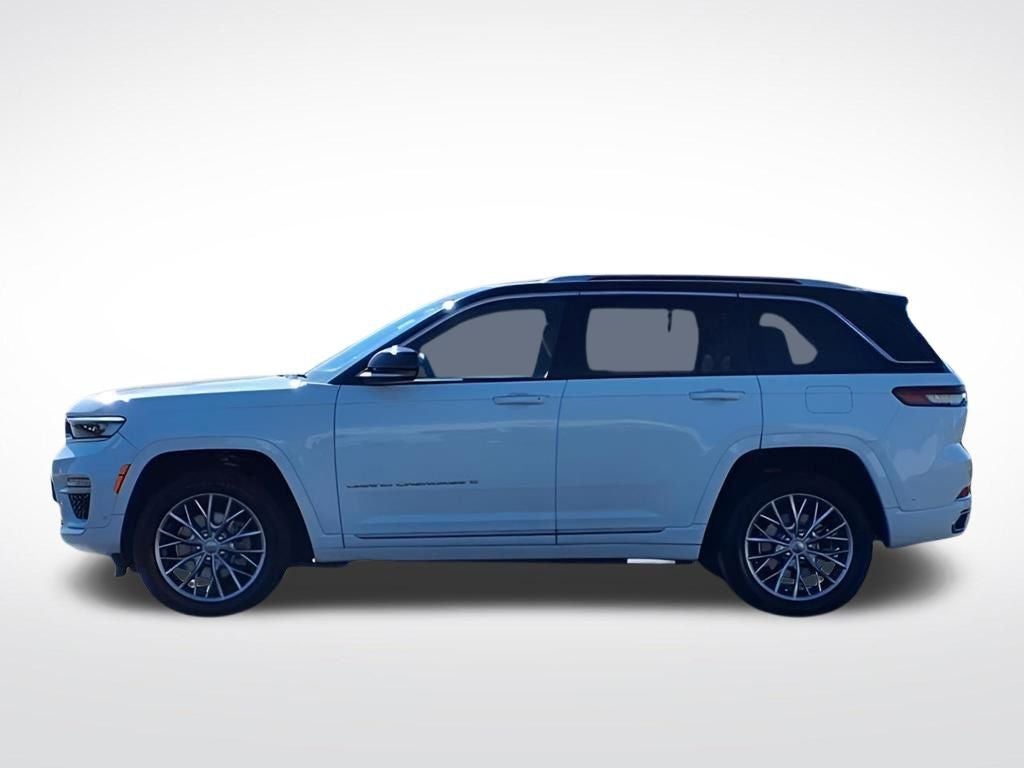 2022 Jeep Grand Cherokee Summit