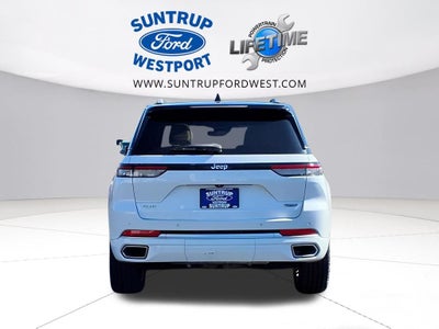 2022 Jeep Grand Cherokee Summit