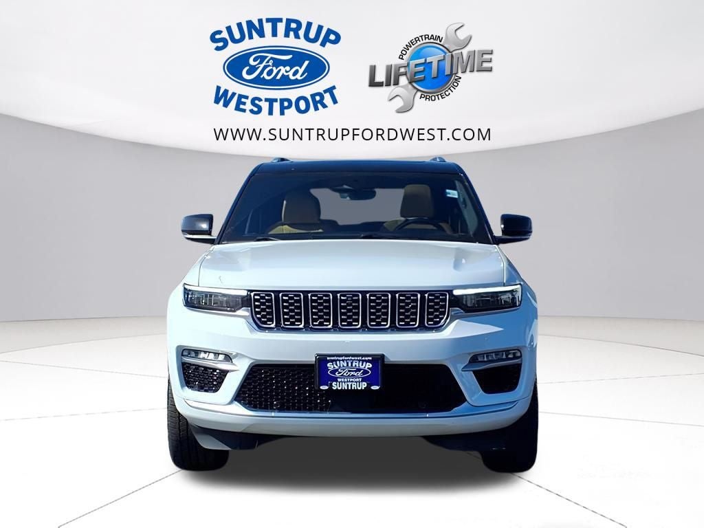 2022 Jeep Grand Cherokee Summit