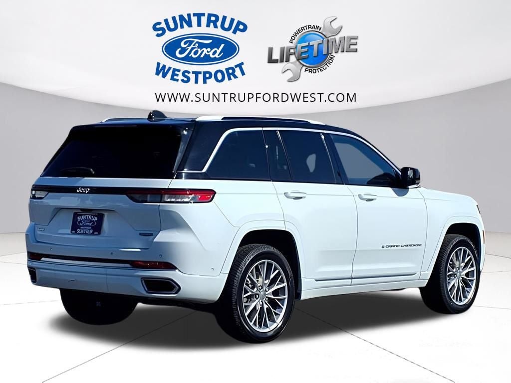 2022 Jeep Grand Cherokee Summit