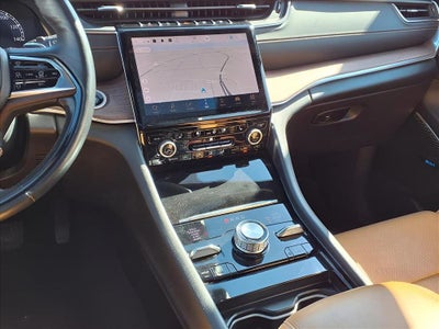 2022 Jeep Grand Cherokee Summit