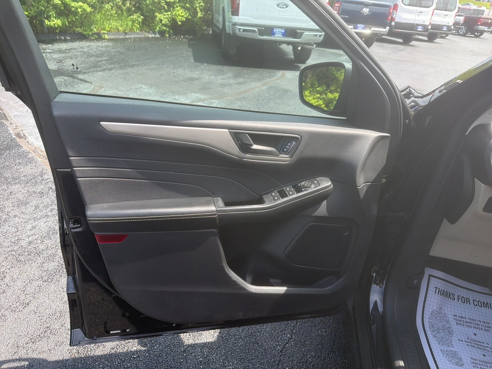 2022 Ford Escape Hybrid SE