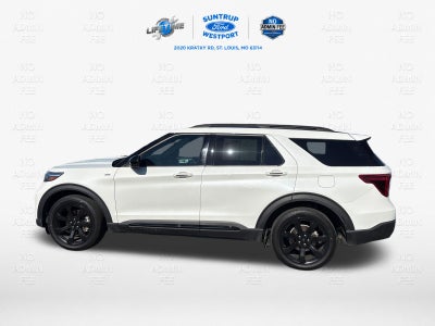 2024 Ford Explorer ST-Line