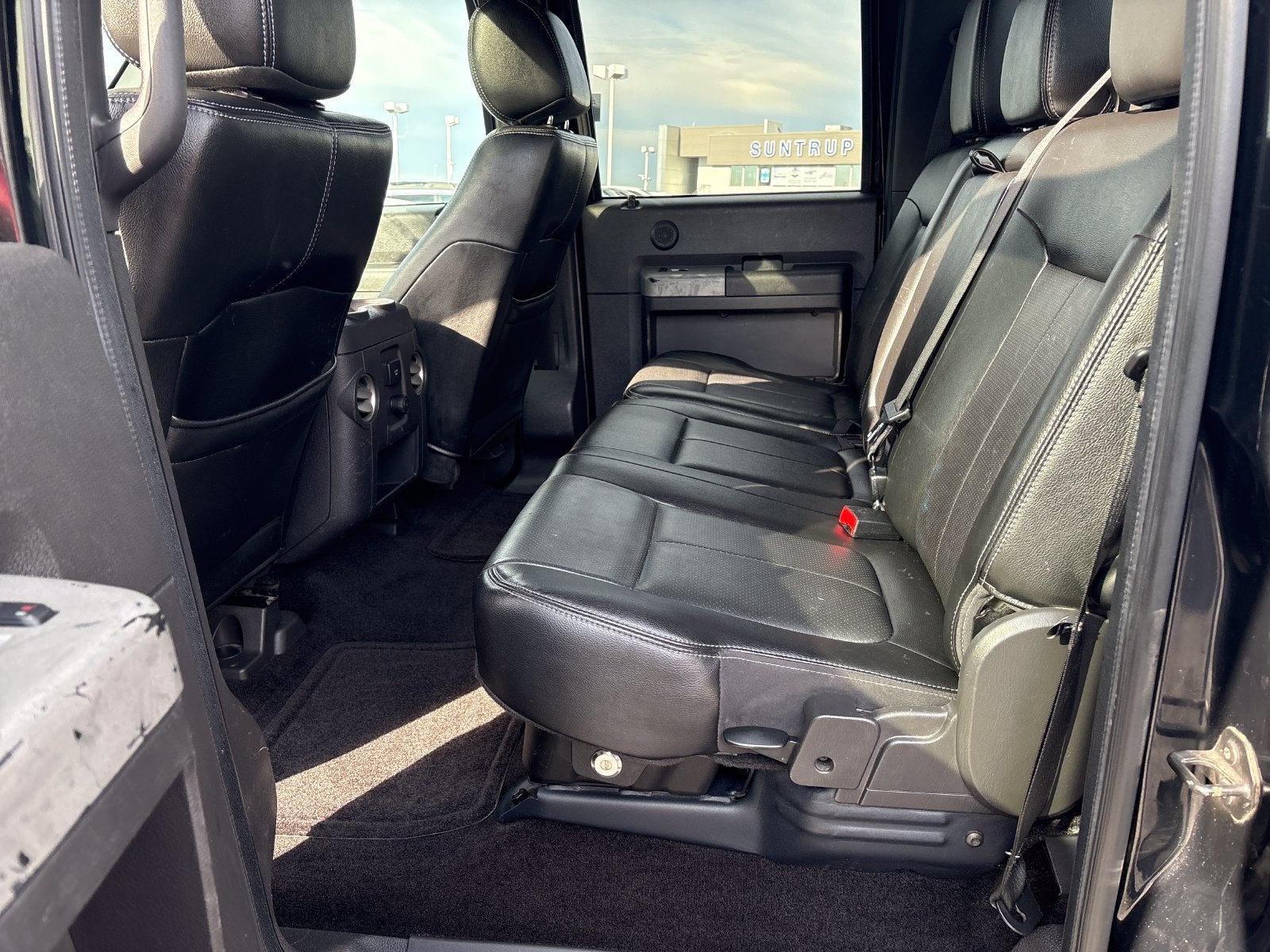 2013 Ford F-350SD Lariat DRW