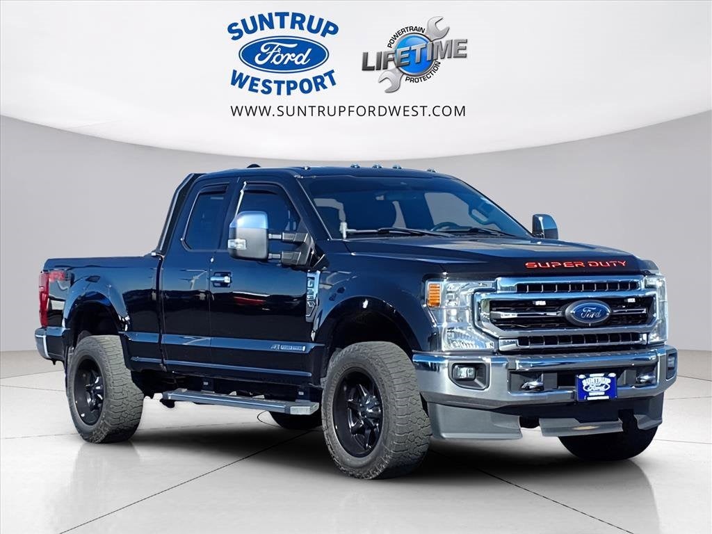 2022 Ford F-350SD Lariat