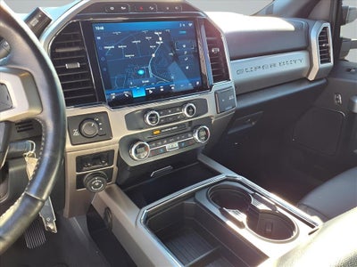 2022 Ford F-350SD Lariat