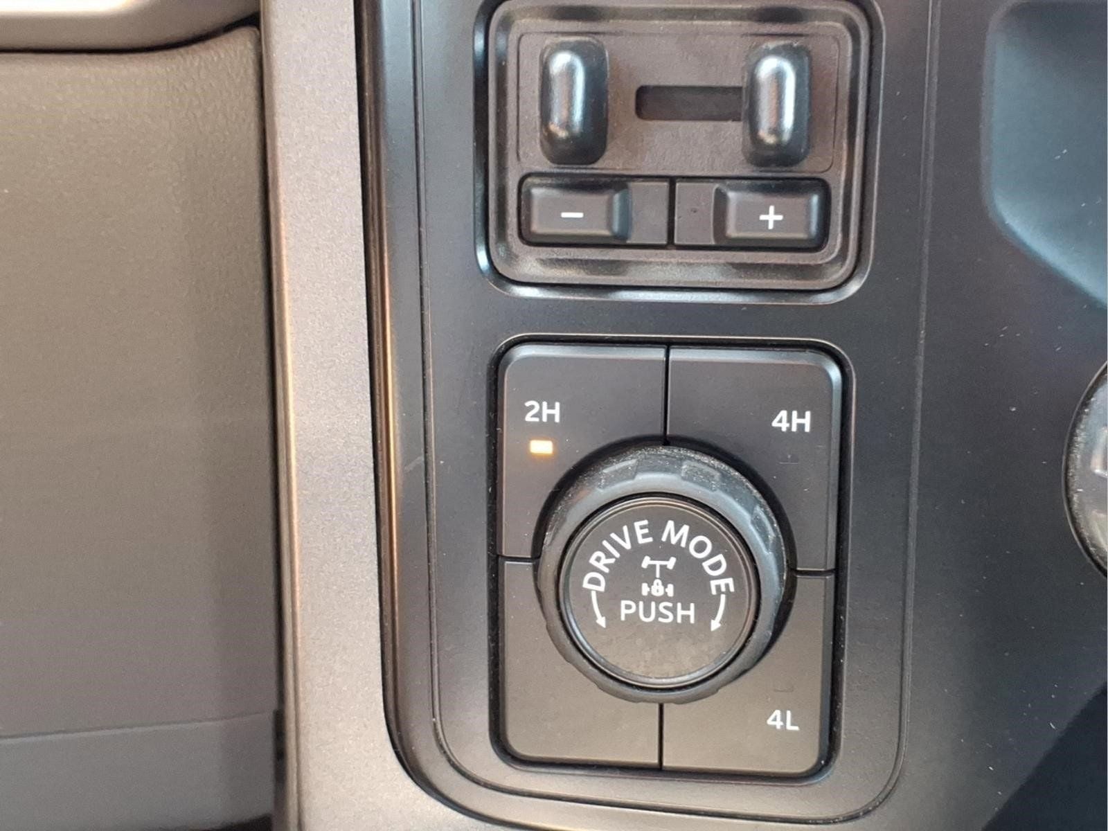 2023 Ford F-150 XLT 4X4 SUPERCREW