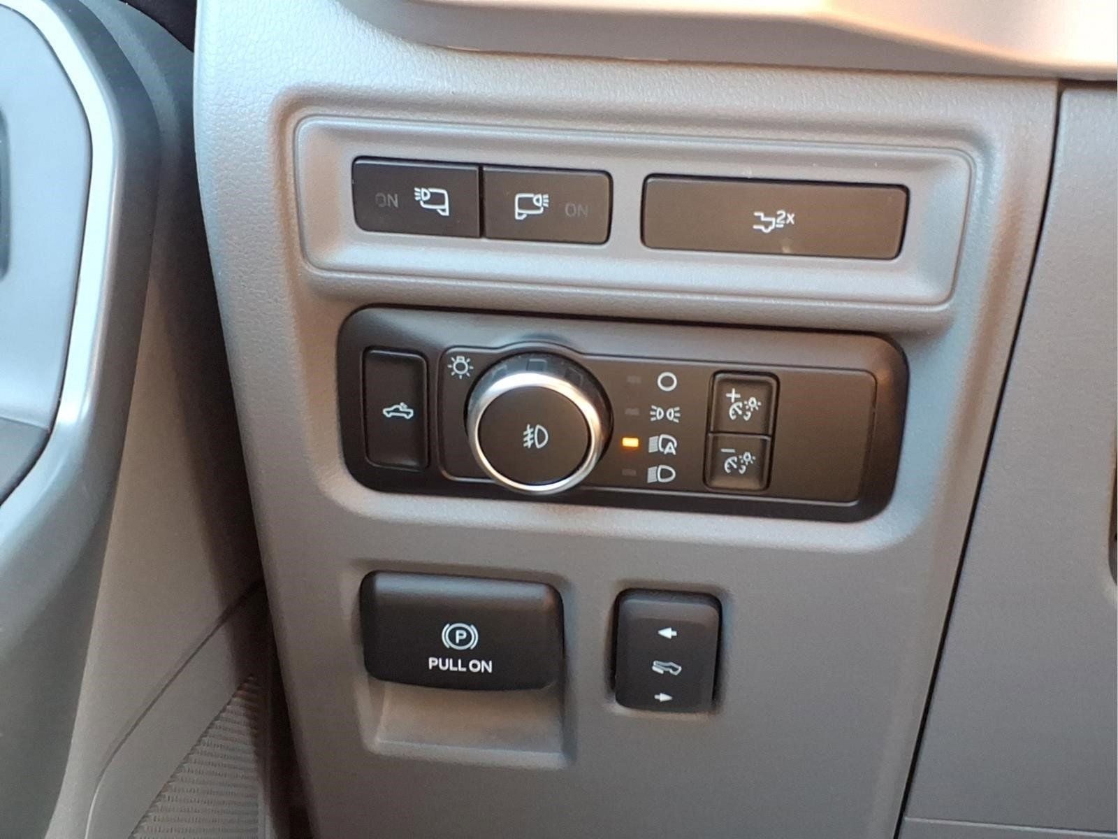 2023 Ford F-150 XLT 4X4 SUPERCREW
