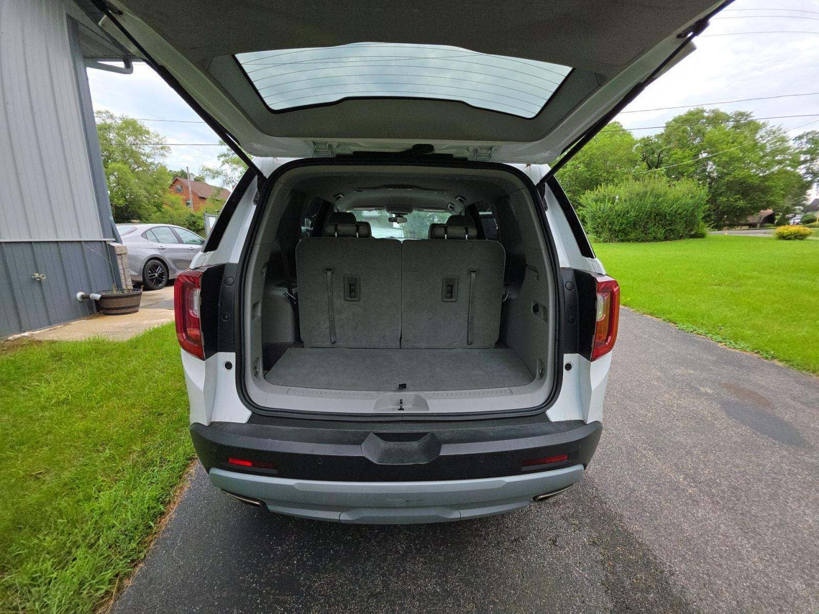 2022 GMC Acadia SLE