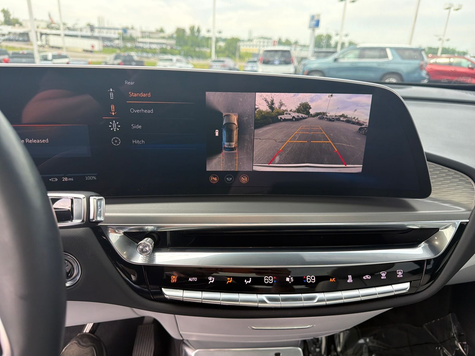 2024 Cadillac LYRIQ Luxury