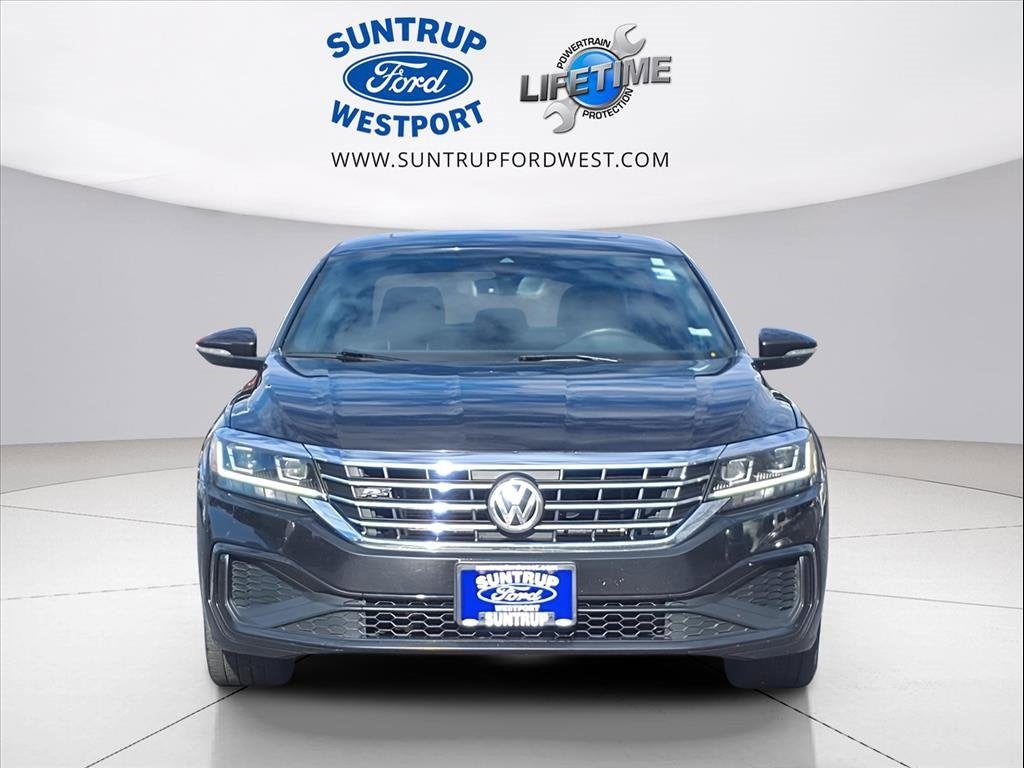 2021 Volkswagen Passat 2.0T R-Line