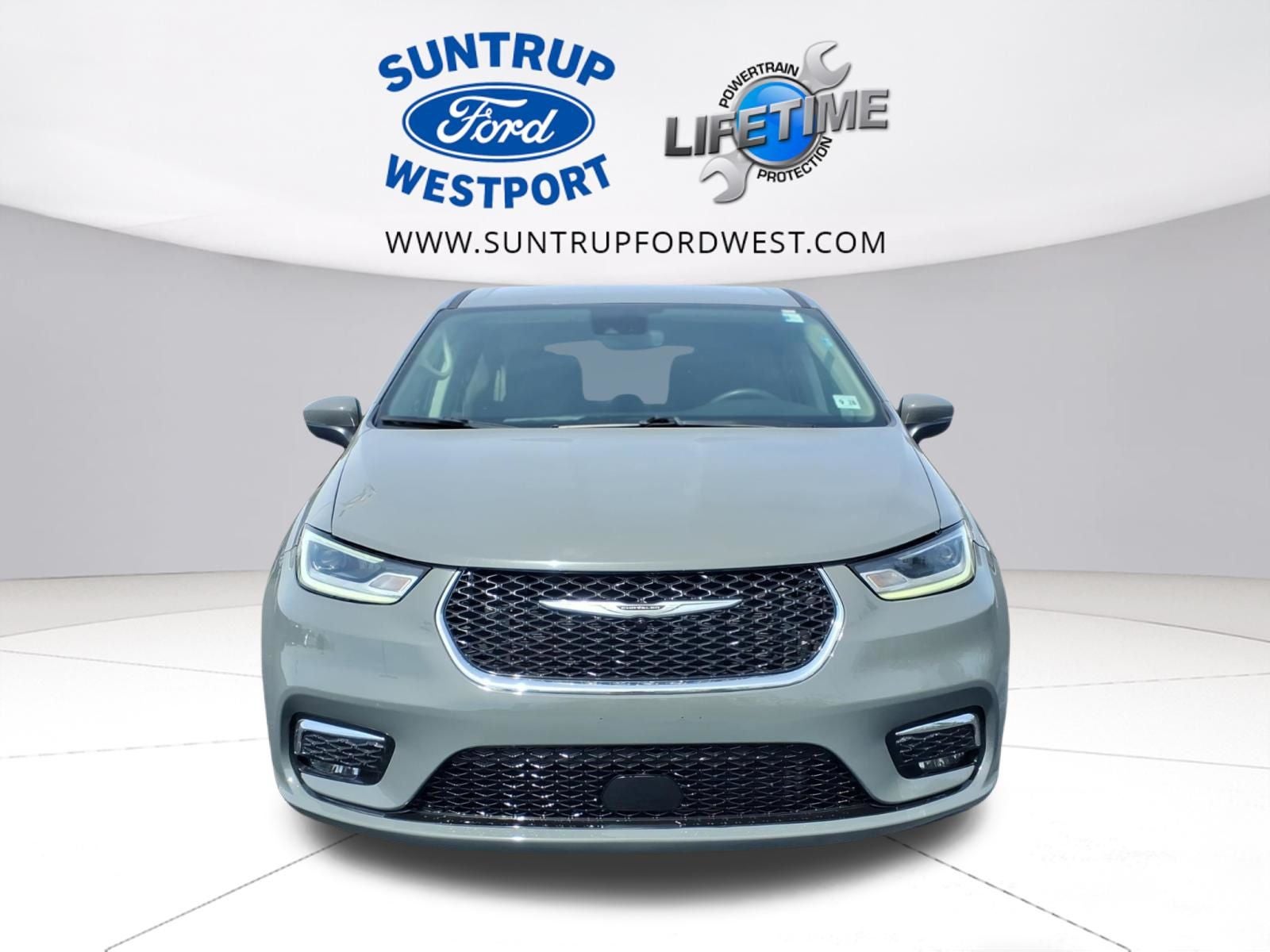 2023 Chrysler Pacifica Hybrid Touring L