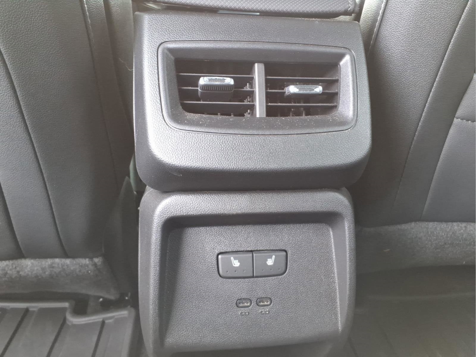 2024 Chevrolet Equinox EV LT