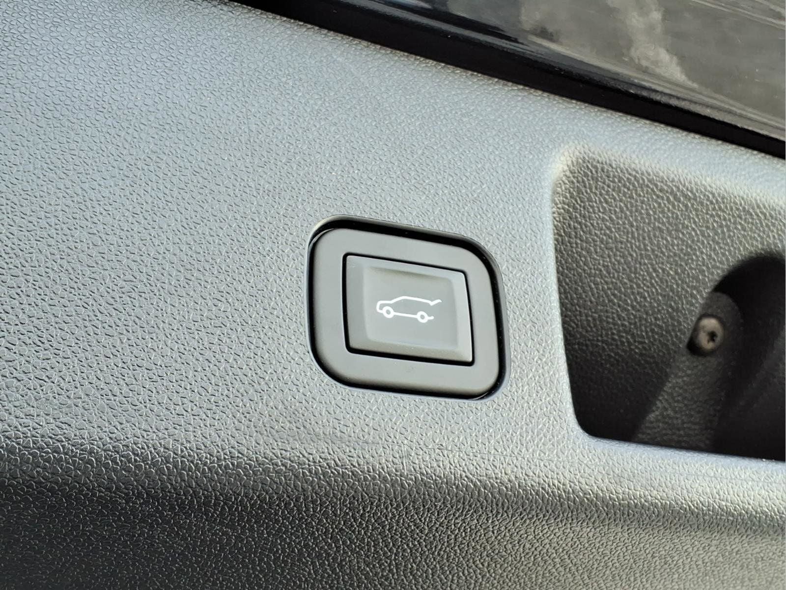 2024 Chevrolet Equinox EV LT