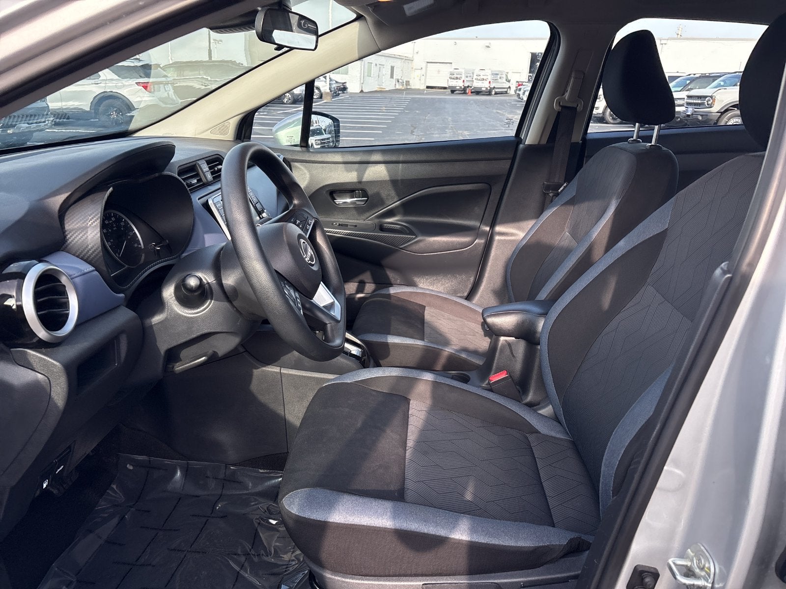 2024 Nissan Versa 1.6 SV