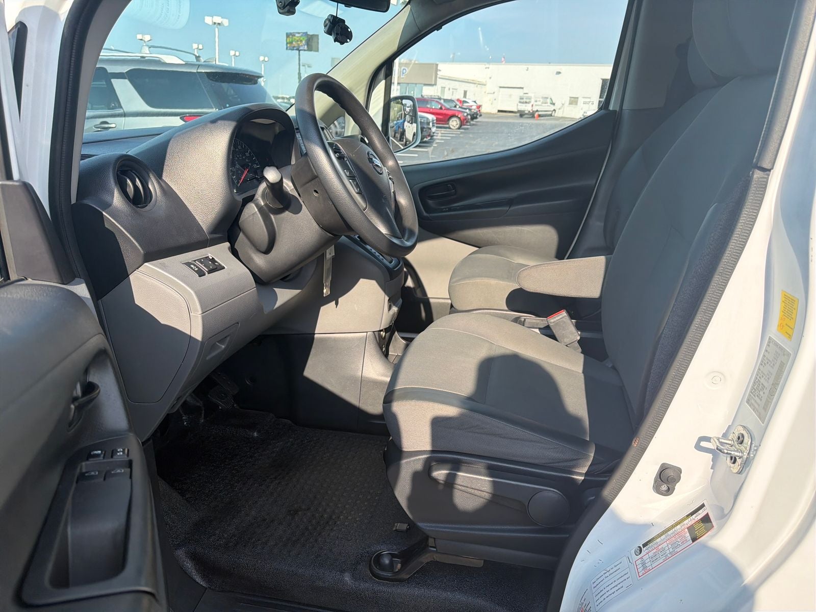 2021 Nissan NV200 SV