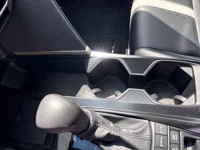 2025 Toyota Camry SE Hybrid