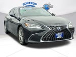 2022 Lexus ES 300h Luxury