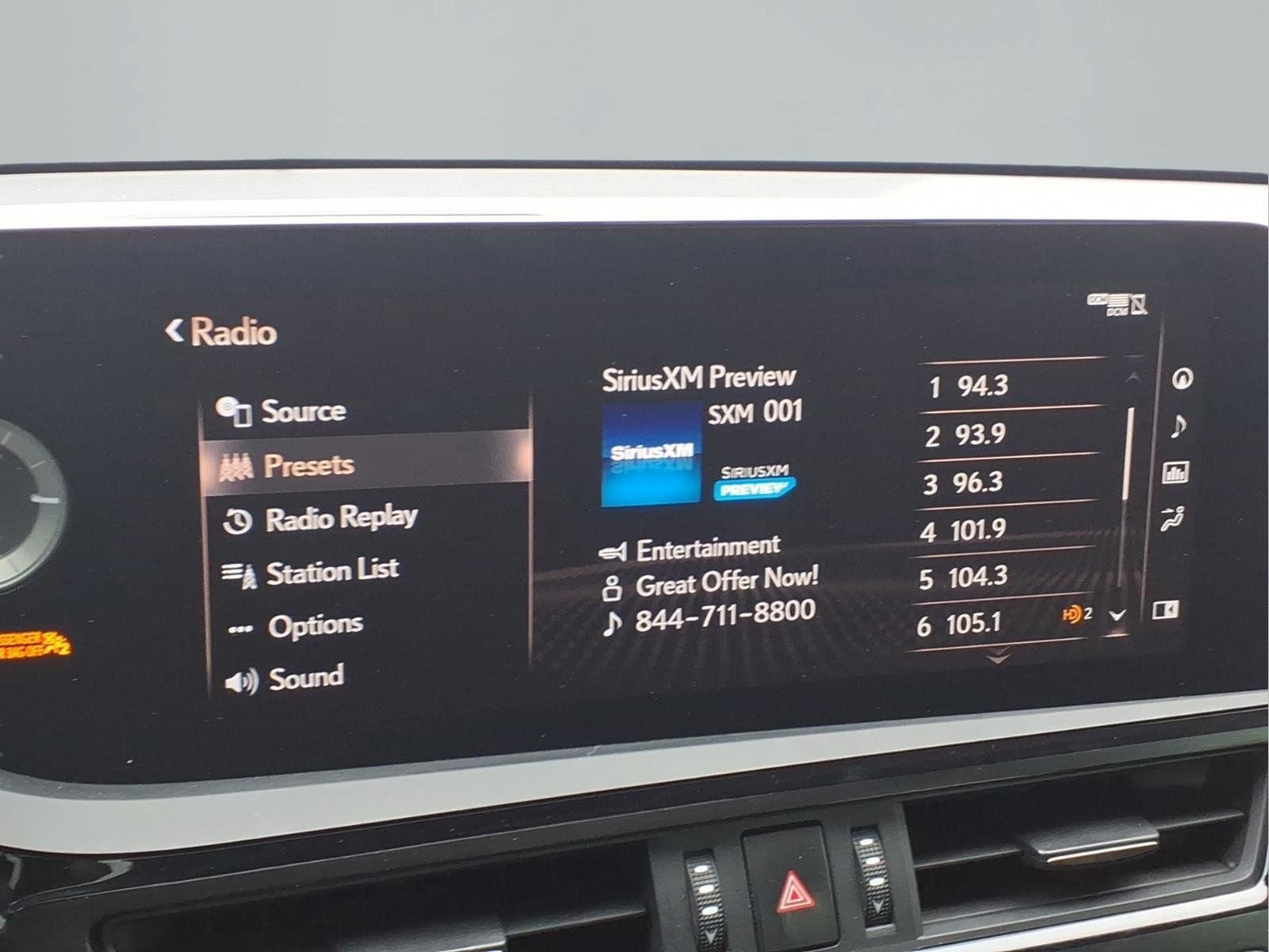 2022 Lexus ES 300h Luxury