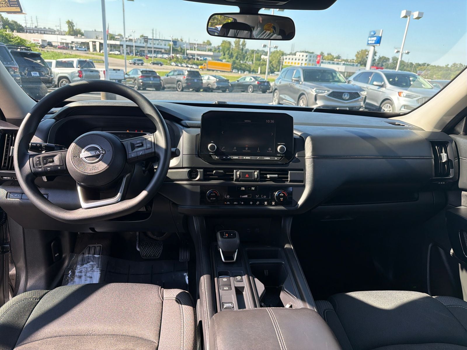 2025 Nissan Pathfinder S