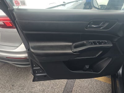 2025 Nissan Pathfinder S