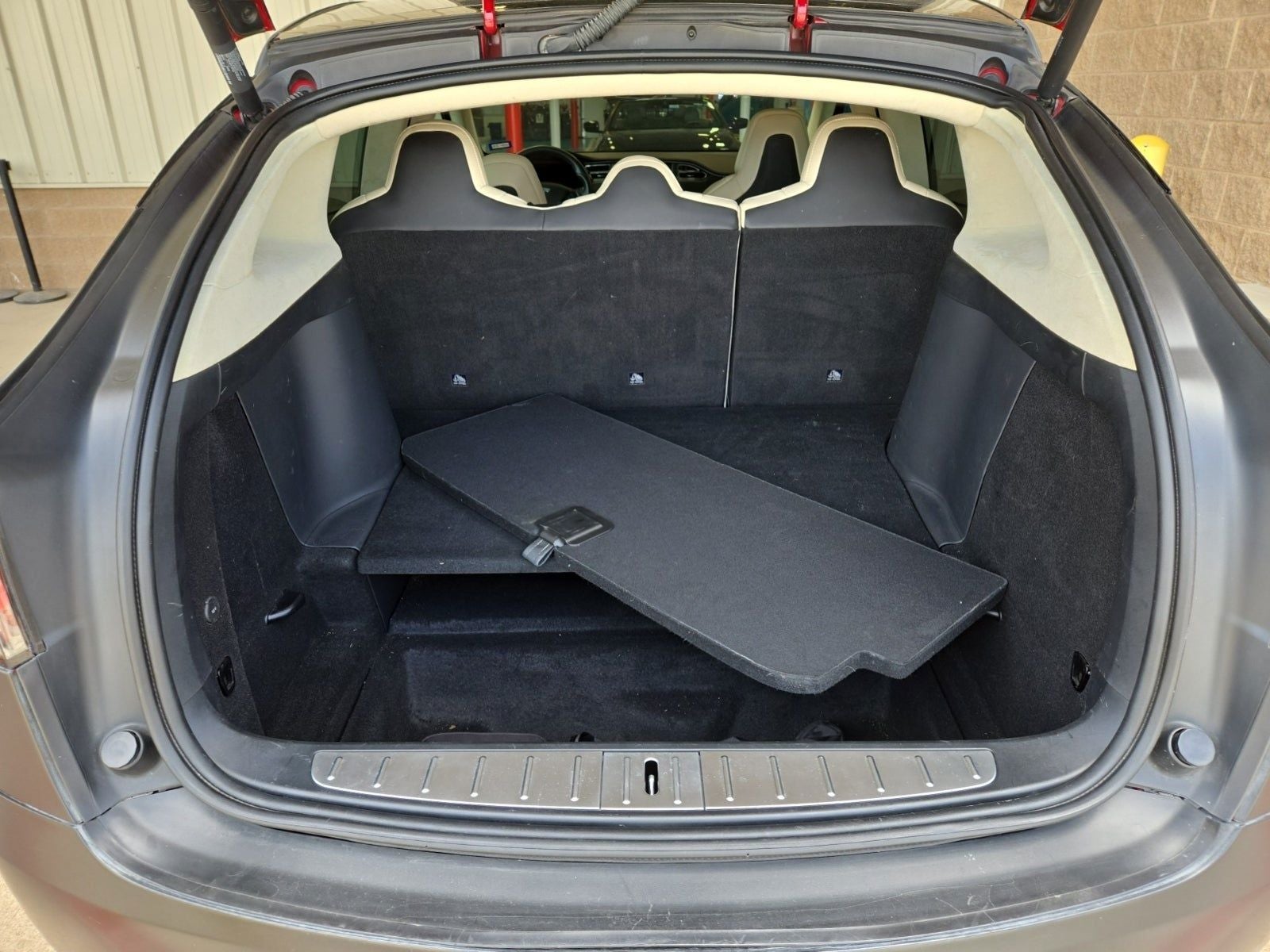 2019 Tesla Model X Long Range