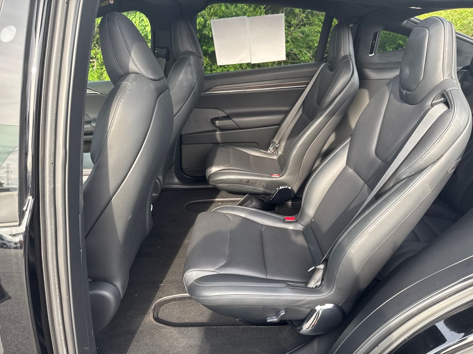 2022 Tesla Model X Base