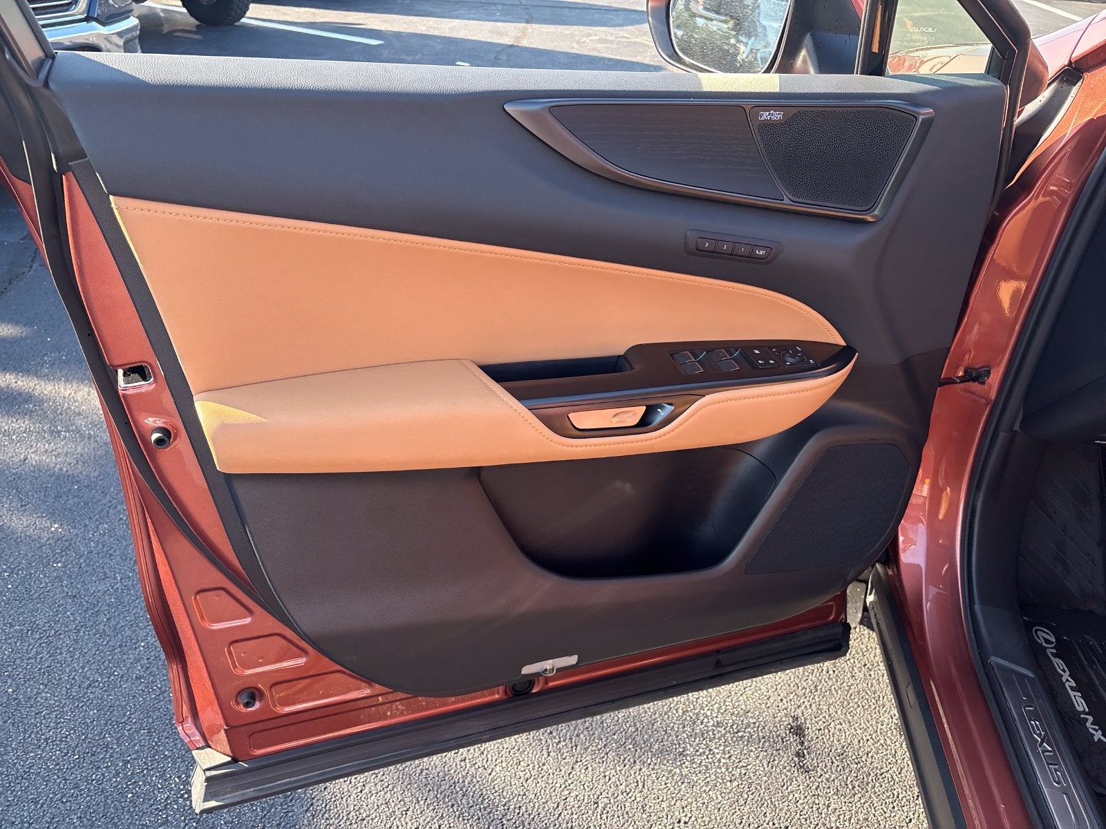 2025 Lexus NX 450h+ Luxury AWD