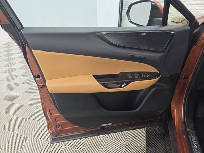 2025 Lexus NX 450h+ Luxury AWD
