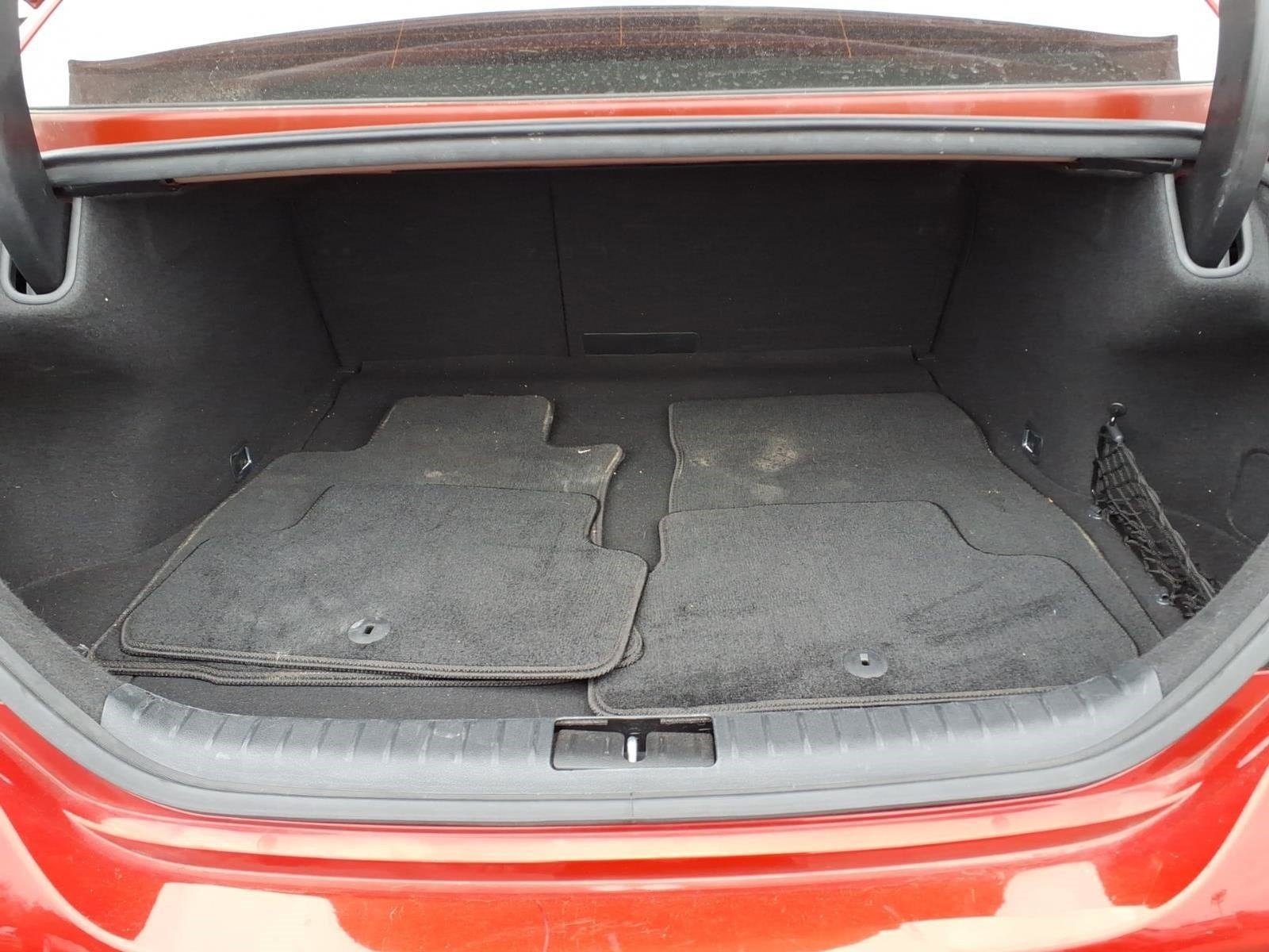 2022 Genesis G70 2.0T