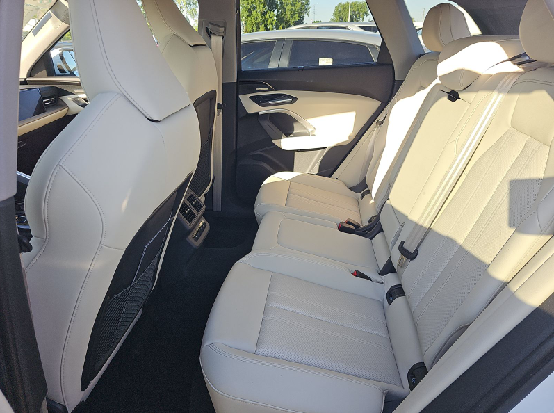 2025 Audi Q5 2.0T Prestige quattro
