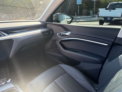 2021 Audi e-tron Premium quattro