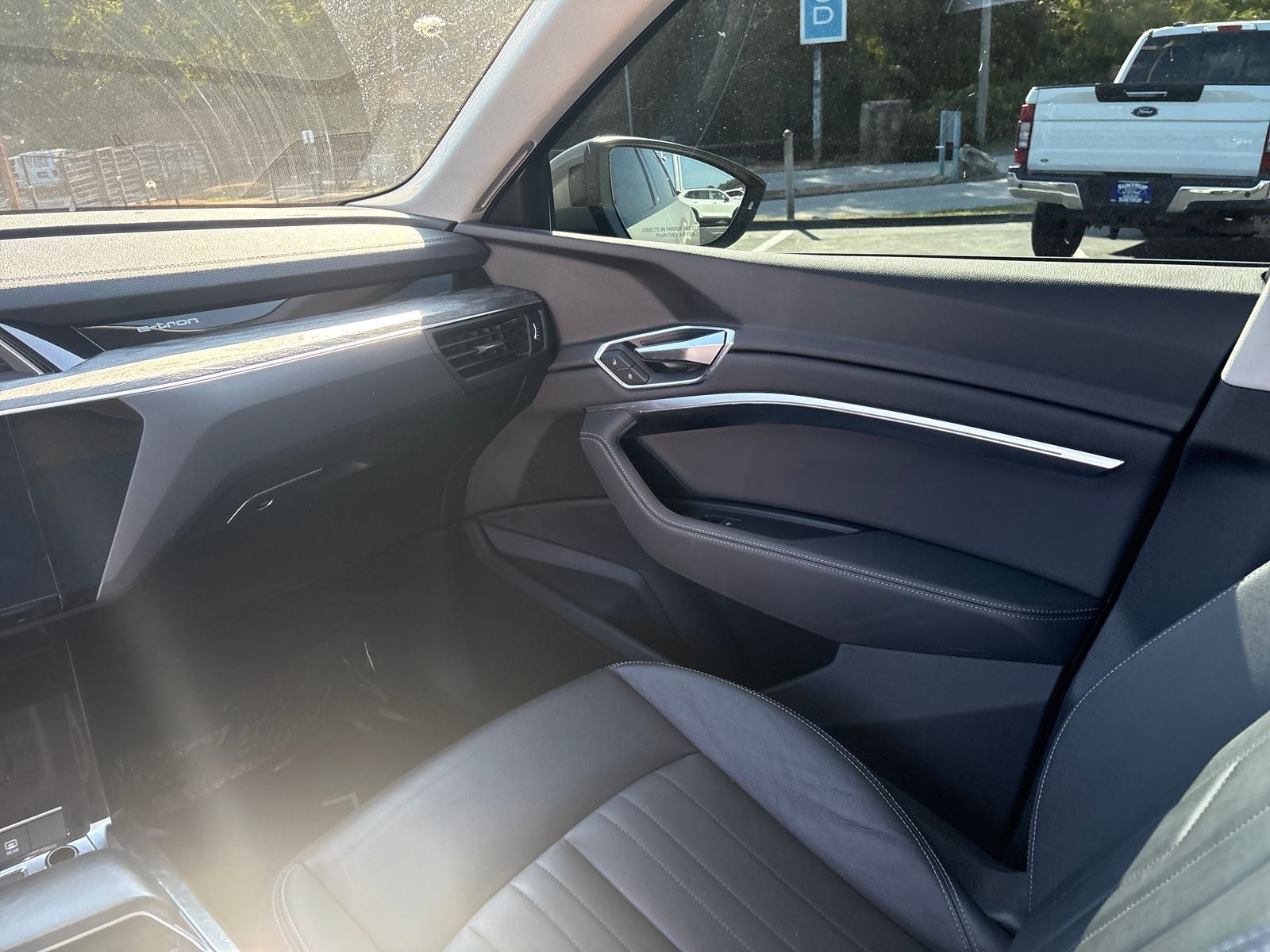 2021 Audi e-tron Premium quattro