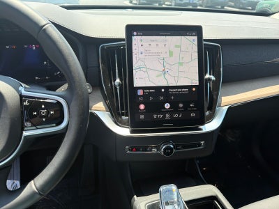 2025 Volvo XC90 B5 Plus 2025.5
